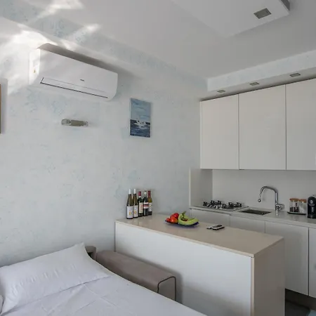 Apartment Alba Marina- Fronte Mare