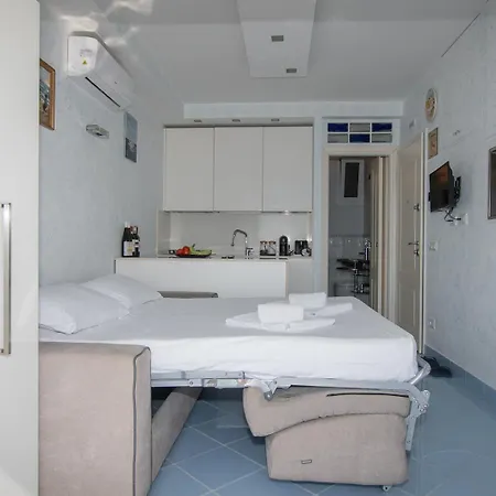 Apartment Alba Marina- Fronte Mare