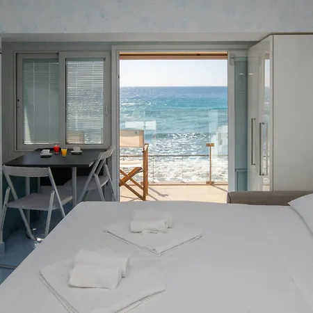 Alba Marina- Fronte Mare Alassio