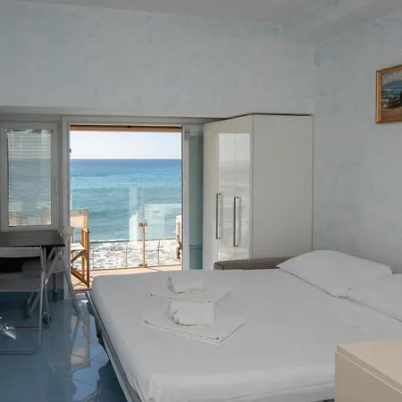 Alba Marina- Fronte Mare * 阿拉西奥