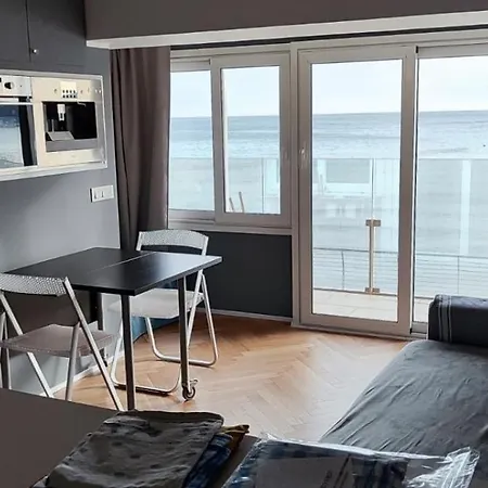 Alba Marina- Fronte Mare Apartment Alassio